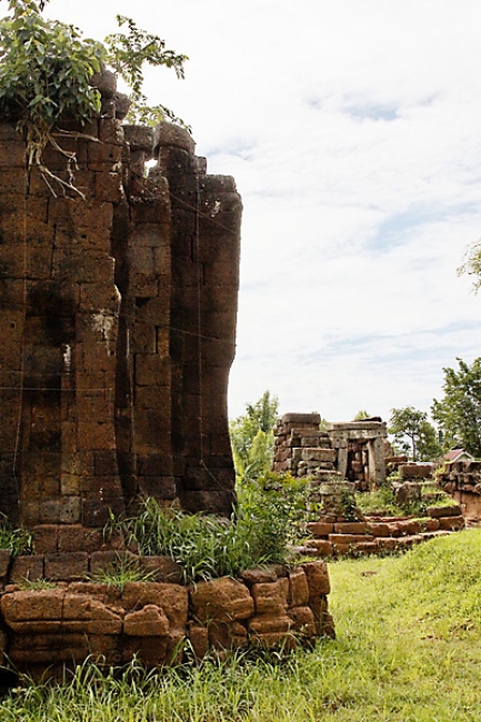 41-Prasat Khorn Buri-014